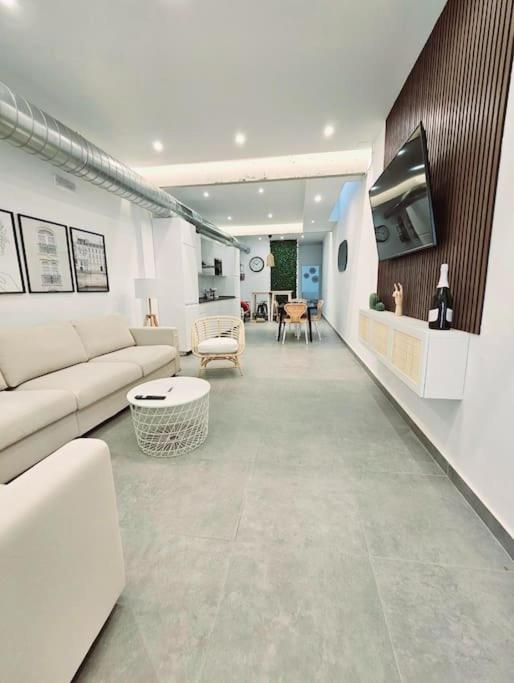 Stuning apartment next to the river - Sevillarooms — photo 1