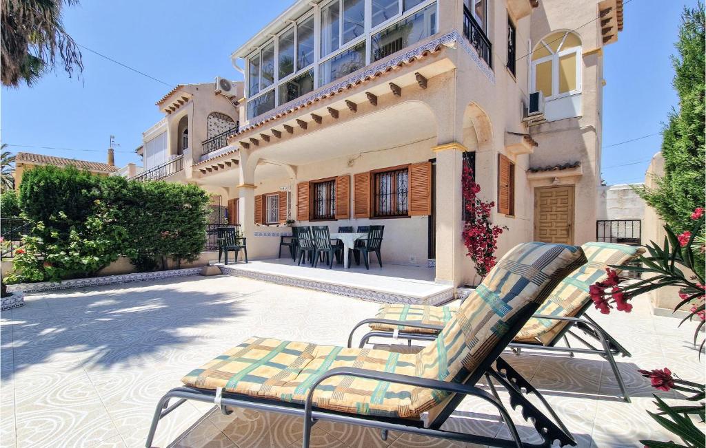 Beach Front Home In Torrevieja With Wifi — photo 1