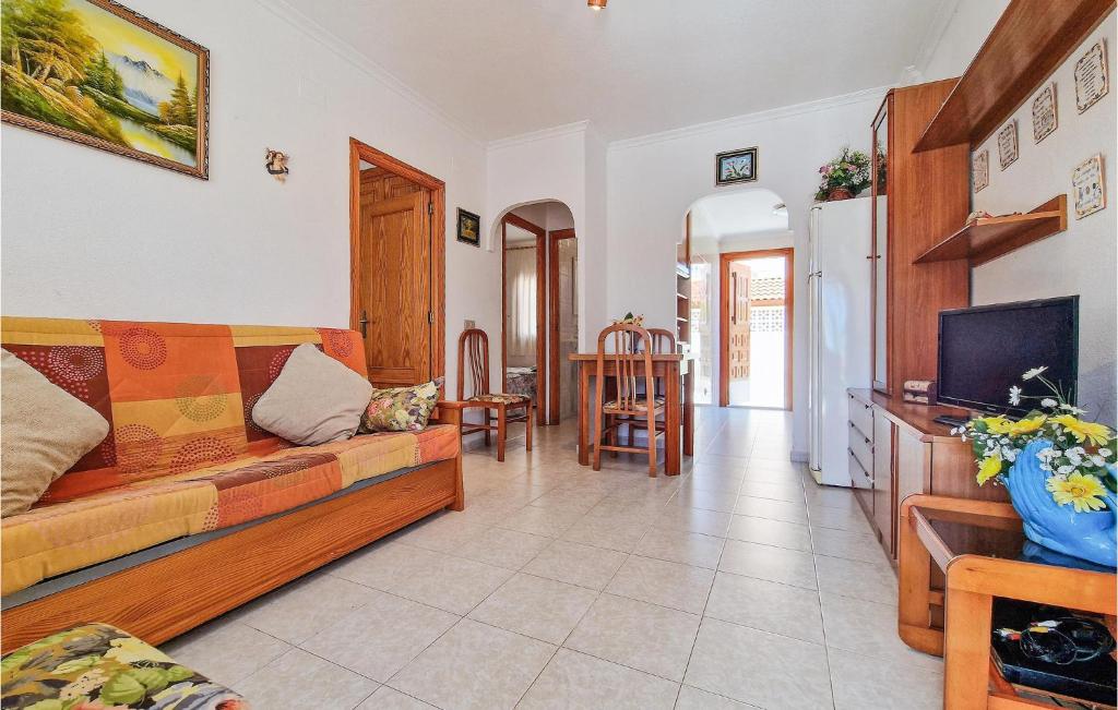 Beach Front Home In Torrevieja With Wifi photo 2