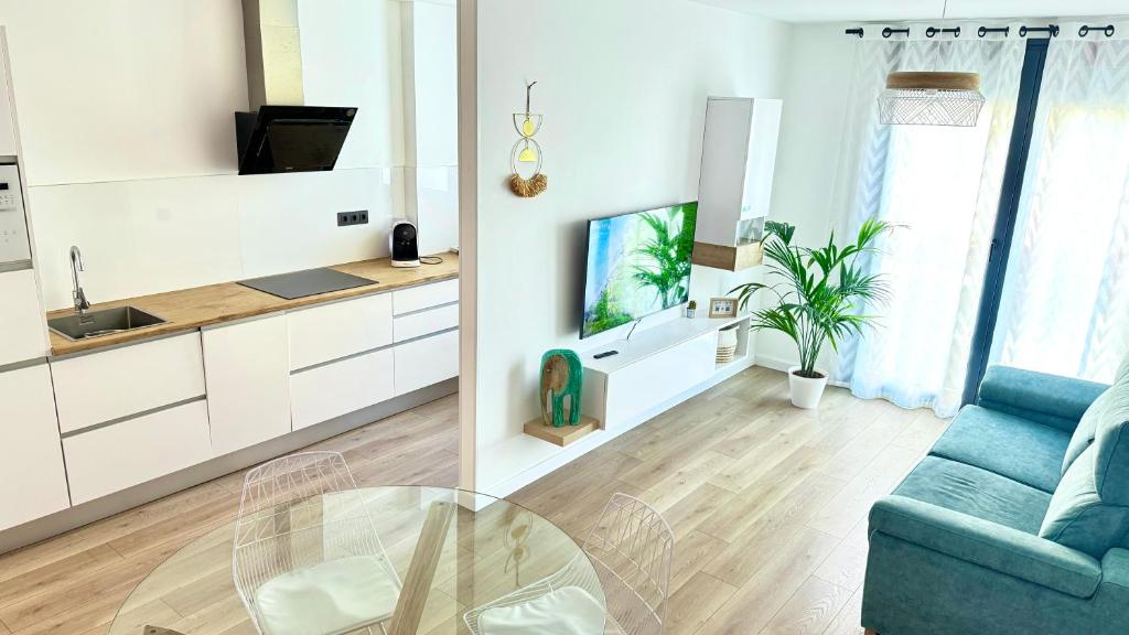 Modern Love Flat photo 3