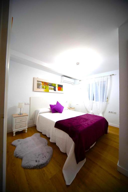 Santa Catalina Center Apartment — photo 1