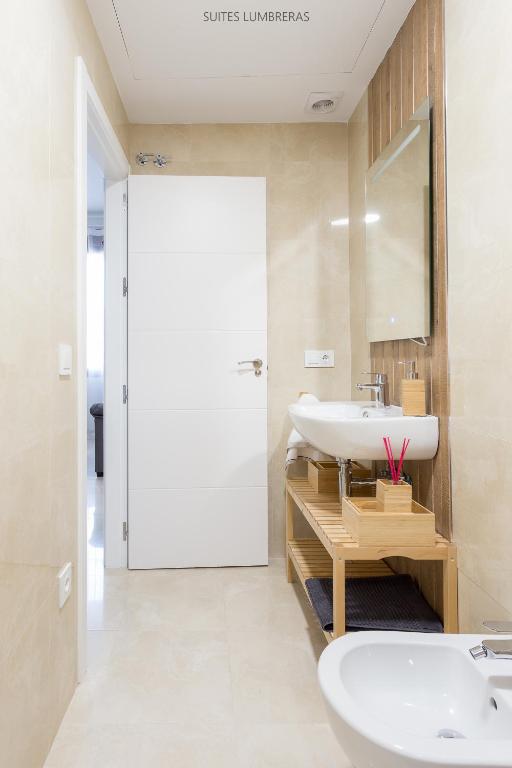 Suites Lumbreras photo 3