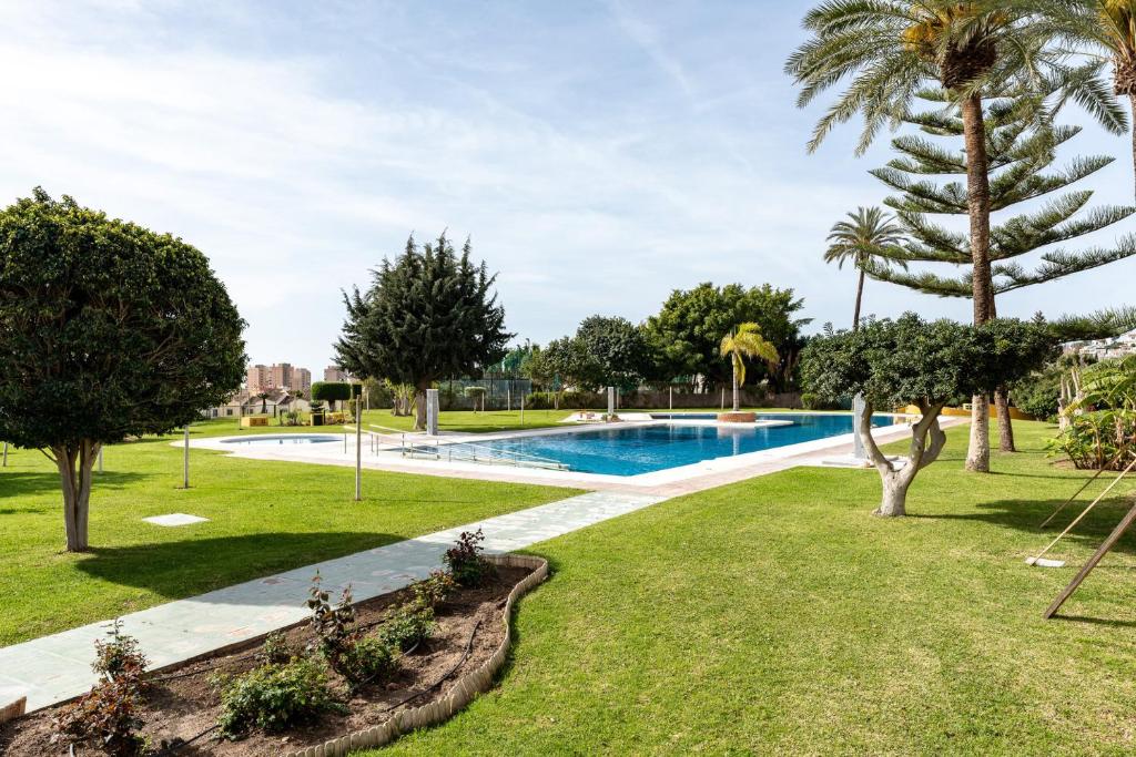 Booking.com: Hotels in Torremolinos. Book your hotel now! — photo 1