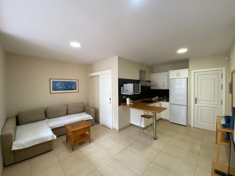 Canteras Beach 40 — photo 1