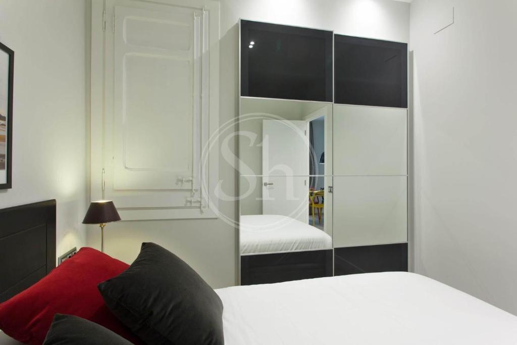 Booking.com: Hotels in Barcelona. Book your hotel now! photo 2