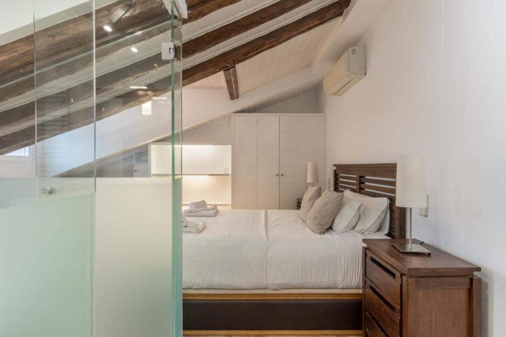 Booking.com: Hotels in Madrid. Book your hotel now! photo 2