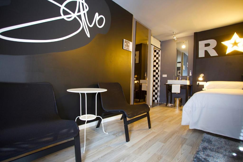 Hotel Rock Star photo 2
