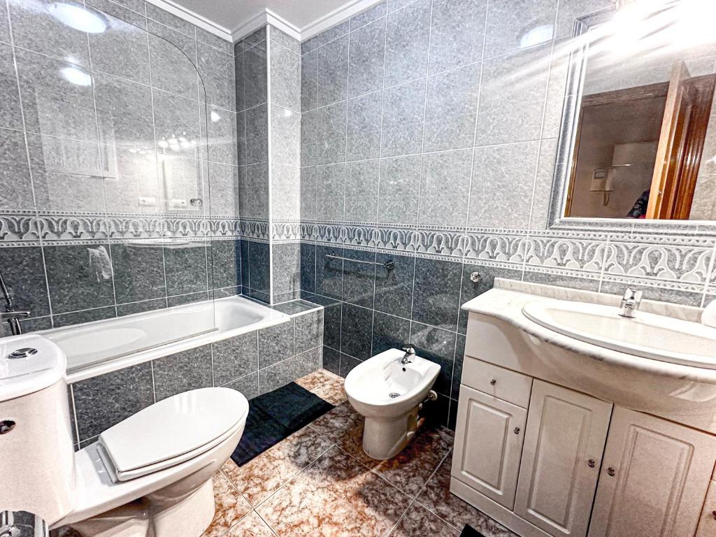 ZadorHomes - Caballero de Rodas Residence photo 3