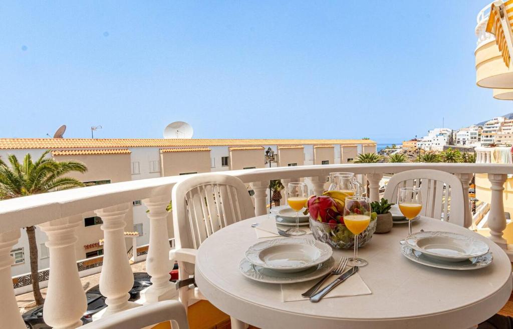 Seaside Escape 2bed by Dream Homes Tenerife — photo 1