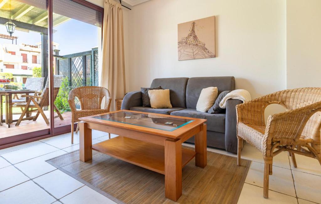 2 Bedroom Cozy Apartment In Vera photo 2