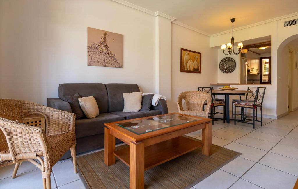 2 Bedroom Cozy Apartment In Vera photo 3