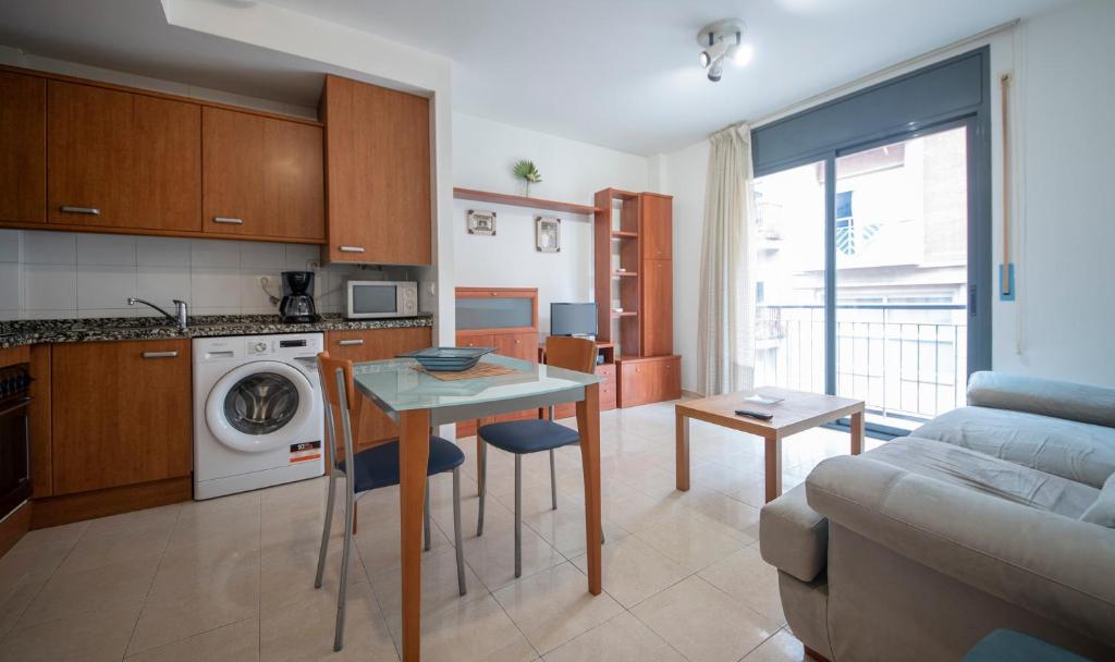 Tarracohomes- TH140 Apartamento con Aire Acondicionado en el Centro de Tarragona — photo 1