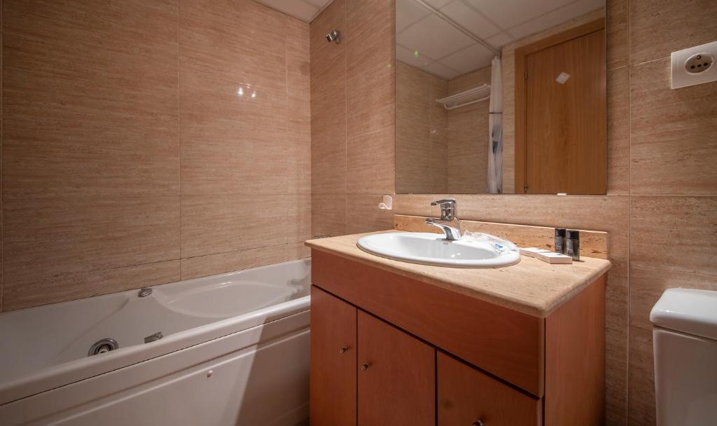 Tarracohomes- TH140 Apartamento con Aire Acondicionado en el Centro de Tarragona photo 3