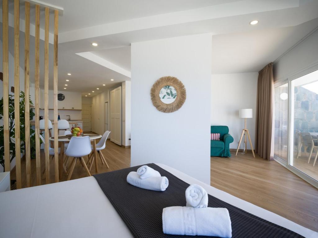 Apartment Las Canteras with Ocean Views photo 3