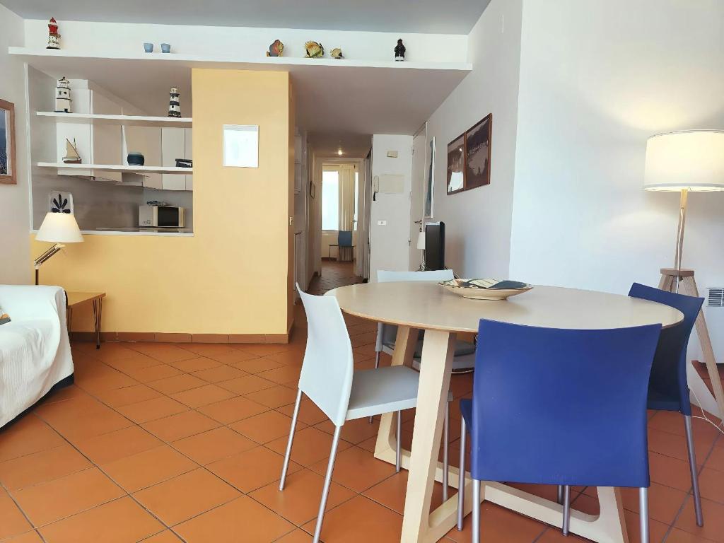 Tamariu Beach 1- Beachfront Home with wifi views photo 3