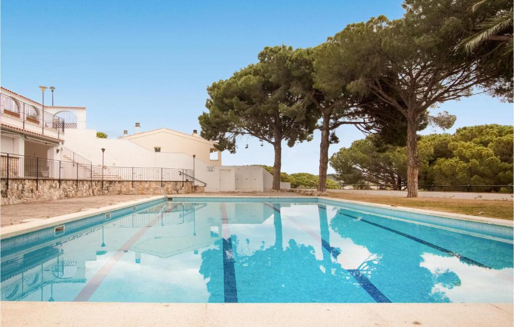 Nice Apartment In Sant Feliu De Guíxols With Wifi photo 2