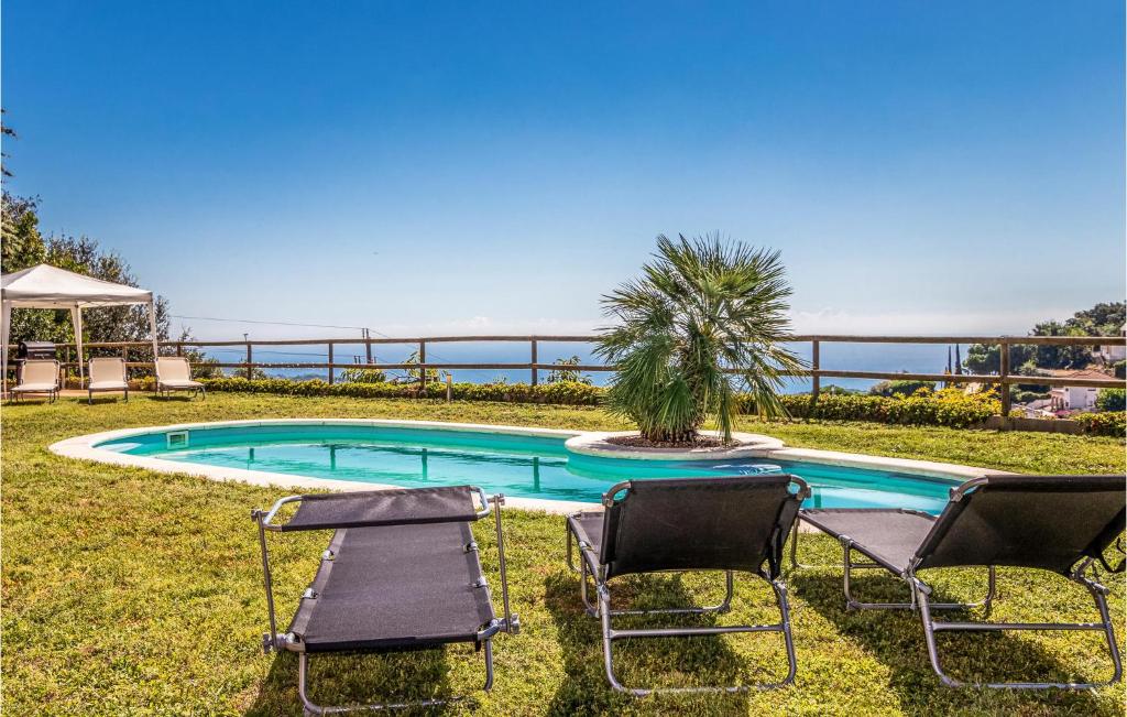 Stunning Home In Sant Cebrià De Vallalta — photo 1