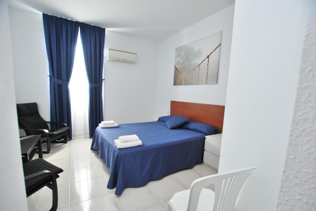 Hotel Tres Leones photo 2