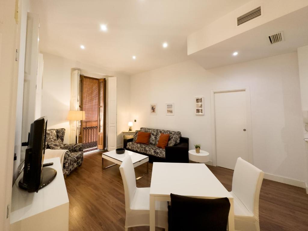 Central Market - Queen Square - Mid-term photo 3