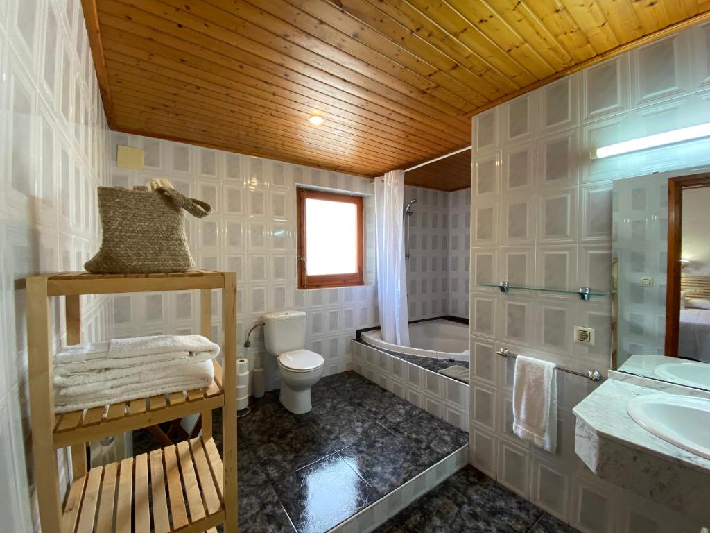 Hotel Rural Cal Amadeu photo 3