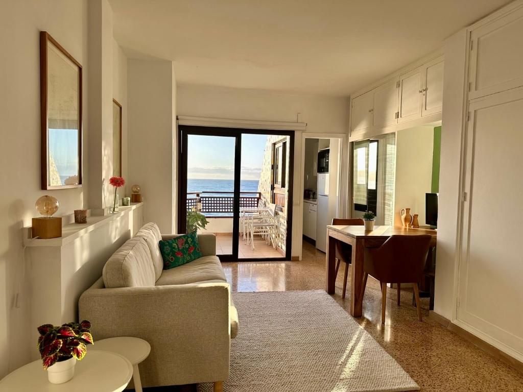 Sea&Sunset great balcony view photo 2