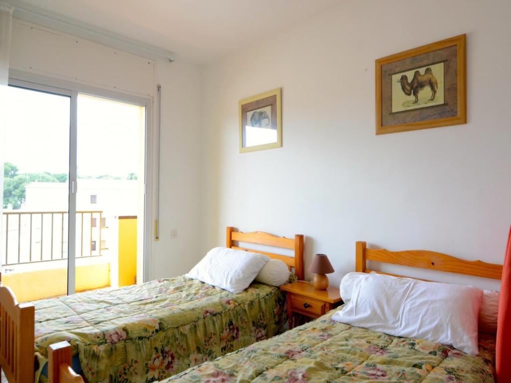 Apartment in LEscala with Swimming Pool photo 2