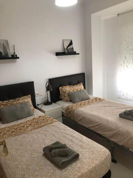 Ruim appartement aan het strand met 4 slaapkamers photo 2