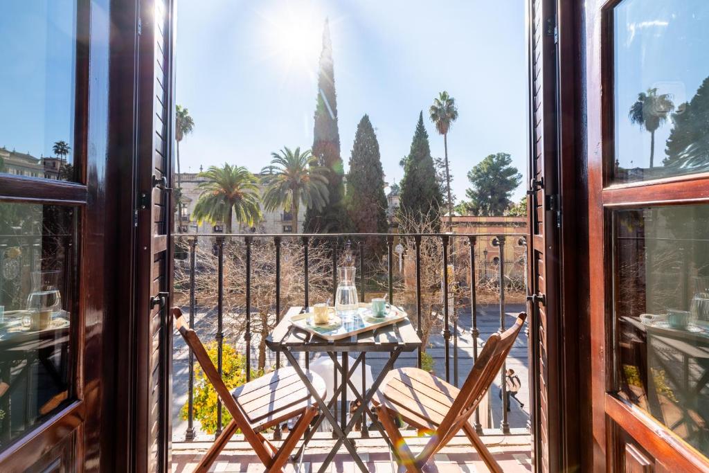 SF Apartamento con balcones con vistas al Hotel Alfonso XIII y a la Universidad — photo 1