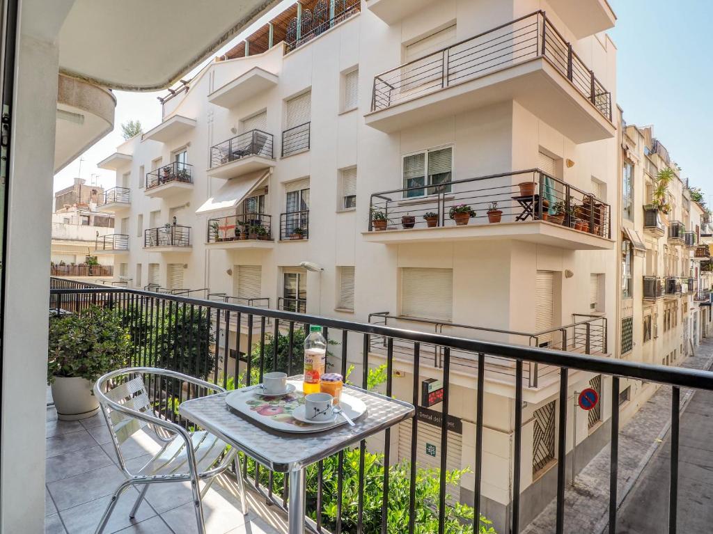 Zafiro Apartment by Hello Homes Sitges — photo 1