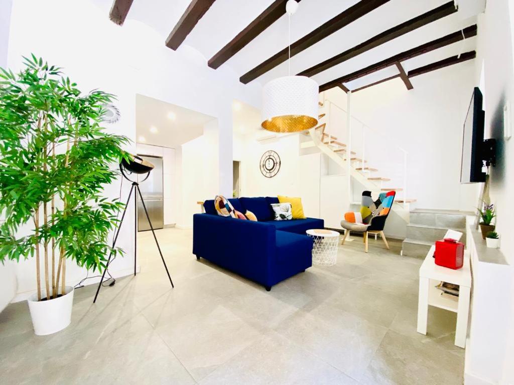 Design & Stylish House in the CENTER of Valencia — photo 1