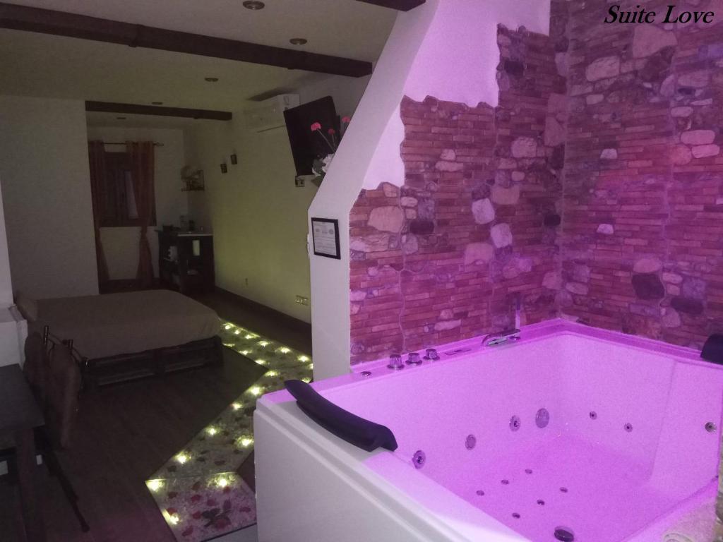 Suite Love Jacuzzi (Casas Toya) photo 2