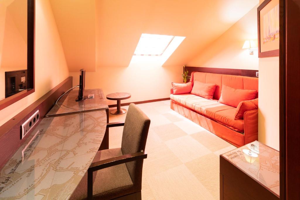 Hotel San Juan de los Reyes photo 3