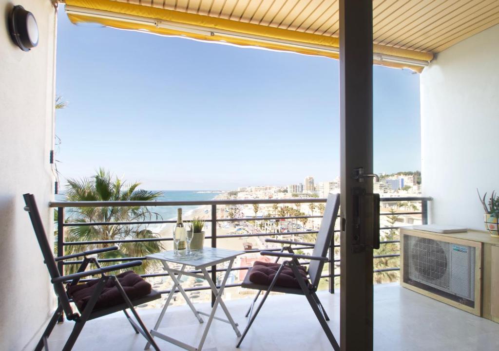 Sea front studio with spacious balcony Santa Clara — photo 1