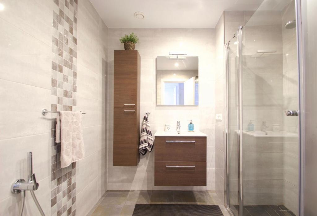 Sea front studio with spacious balcony Santa Clara photo 3