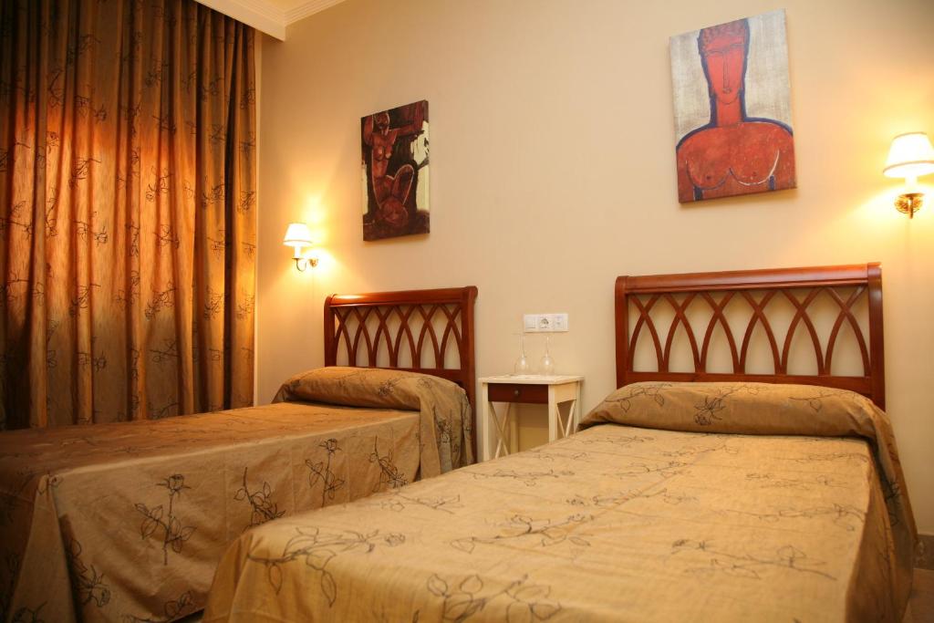 Hotel Torre del Oro photo 2