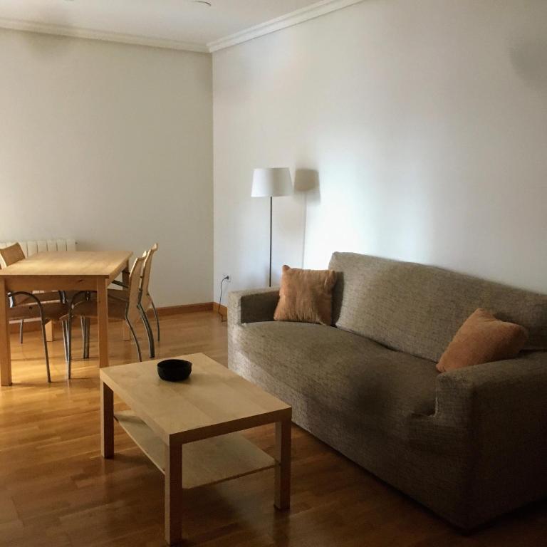 Booking.com: Hotels in Logroño. Book your hotel now! photo 2