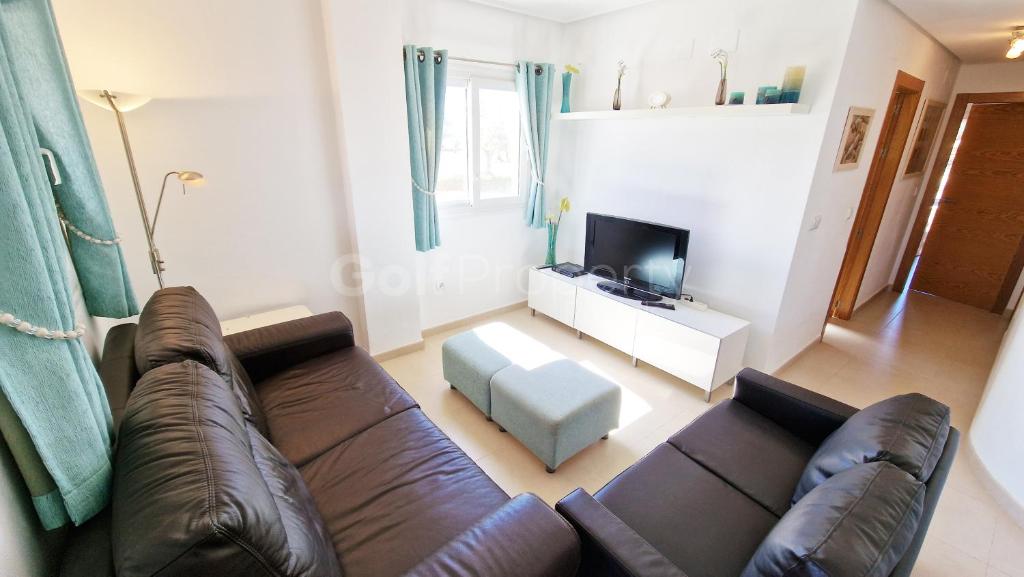 Spacious Ground Floor Apartment photo 2