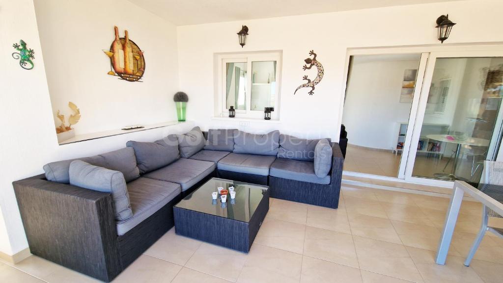 Spacious Ground Floor Apartment photo 3