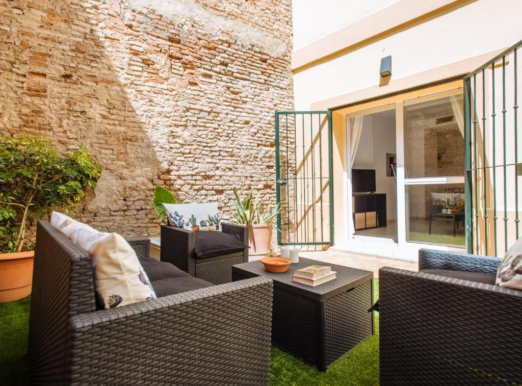 Sol Suite Apartment with Garden — photo 1
