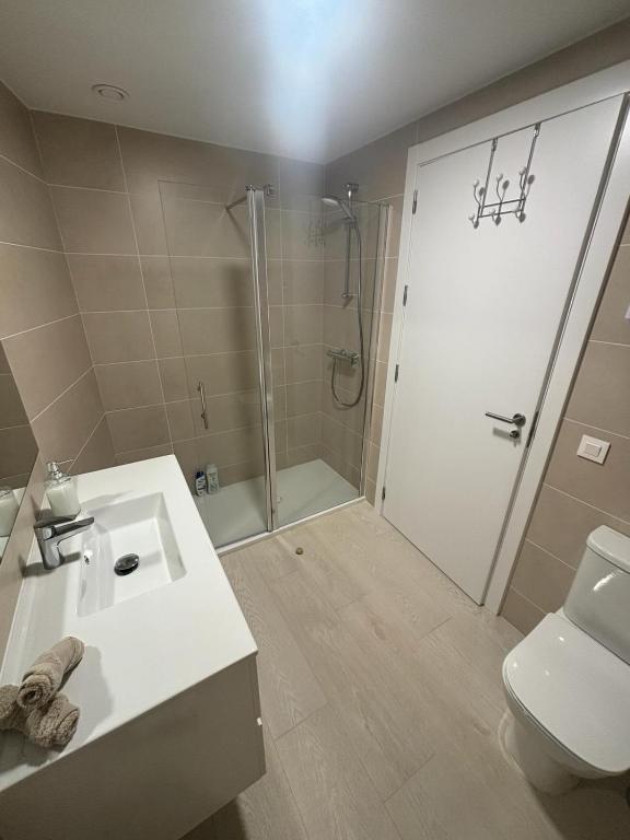 Galiciaguesthome-Rosalia de Castro-Silgar photo 3