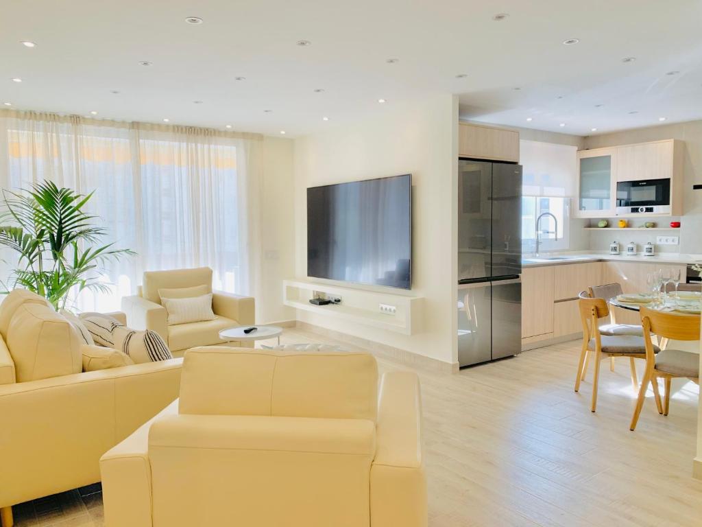 Sitges Spaces Oasis Suites- 4 Bedroom — photo 1