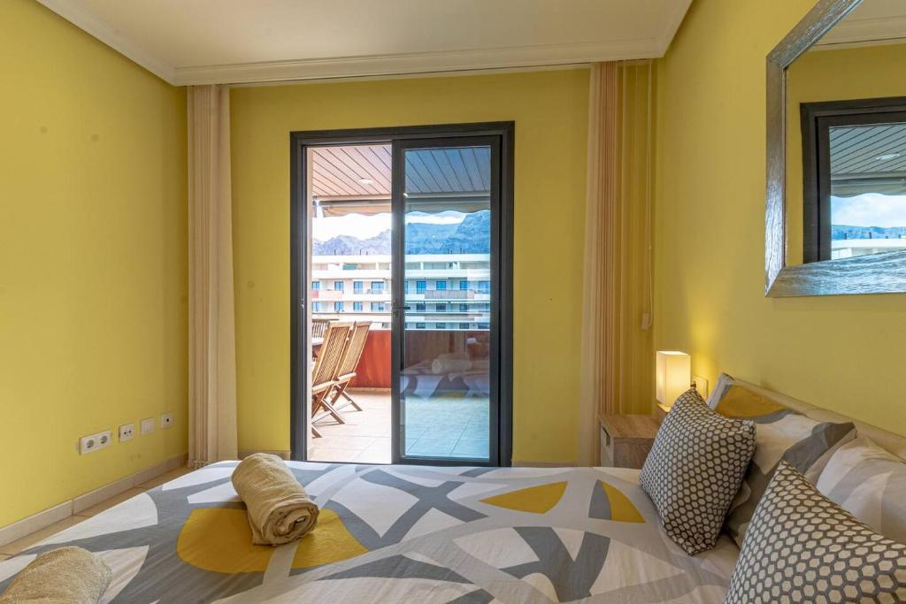 Top Floor Ocean View Apt by Dream Homes Tenerife photo 2
