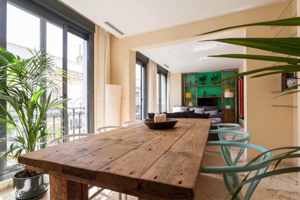 Soho Lounge - Space Maison Apartments — photo 1