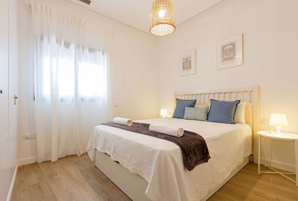 Triana Alfareria Suites by Valcambre photo 2