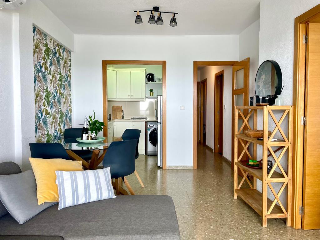 Sunflower residence first line by the sea photo 3