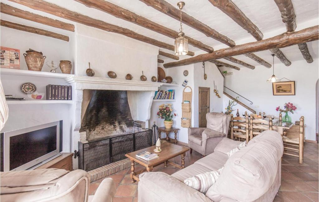 Gorgeous Home In Zahara De La Sierra — photo 1