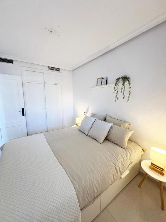Sunrise Torrevieja Central Apartment photo 2