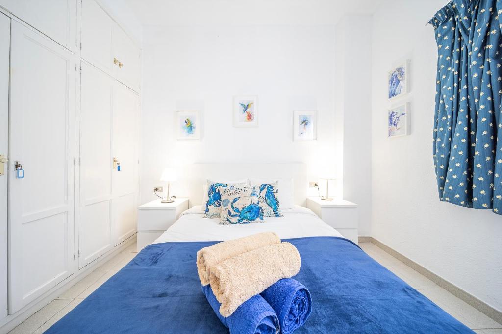 Seguro El Sol - 2 bed sunkissed property with pool and tennis court photo 2