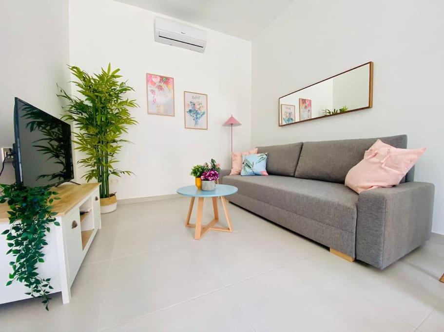 Sweet Aparment in Russafa (Soho) — photo 1