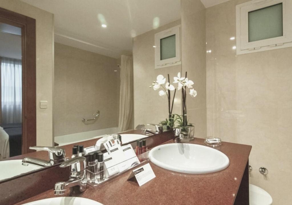Hotel RH Sorolla Centro photo 3